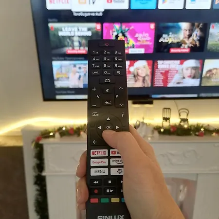 15 شقة *